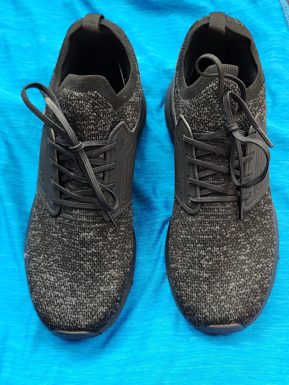 Womans Black Knit Athletic Sneakers - Lightweight Comfort